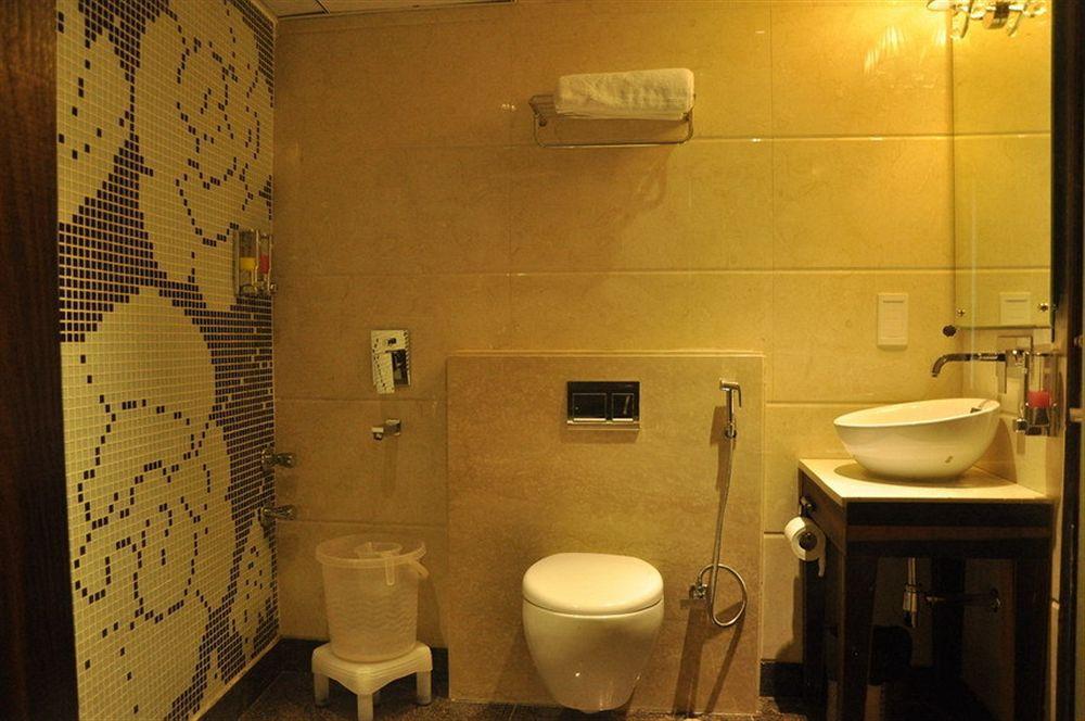 ทริมรูมส์ อัปปาล อินเตอร์เนชั่นแนล Hotel นิวเดลี ภายนอก รูปภาพ