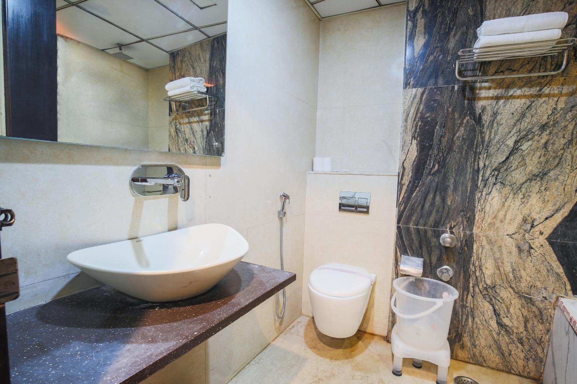 ทริมรูมส์ อัปปาล อินเตอร์เนชั่นแนล Hotel นิวเดลี ภายนอก รูปภาพ