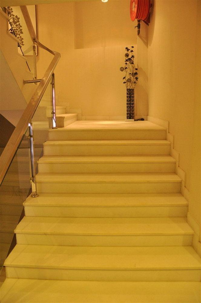 ทริมรูมส์ อัปปาล อินเตอร์เนชั่นแนล Hotel นิวเดลี ภายนอก รูปภาพ