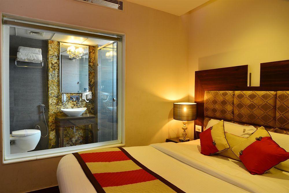 ทริมรูมส์ อัปปาล อินเตอร์เนชั่นแนล Hotel นิวเดลี ภายนอก รูปภาพ